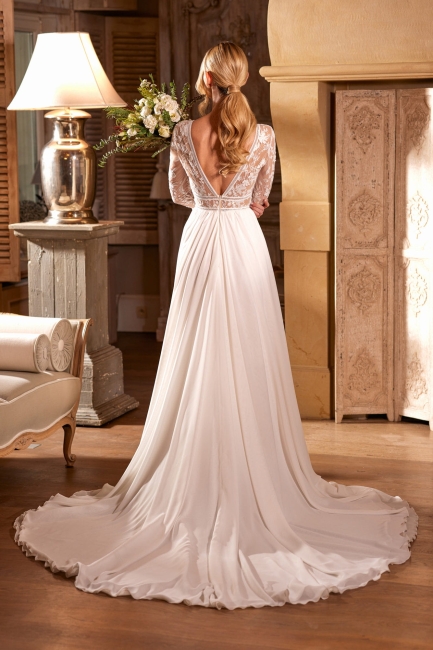 Delikatna suknia ślubna Bonnie 2