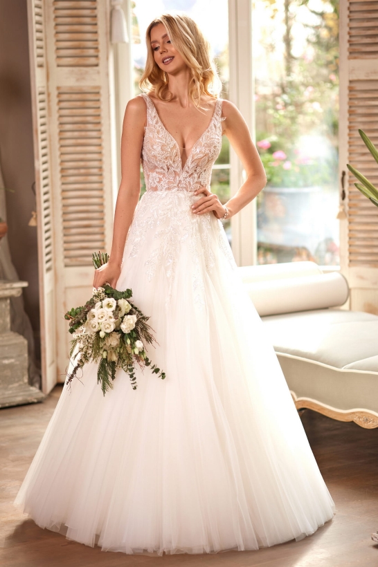 Klasyczna suknia ślubna bez pleców Onyxia 2