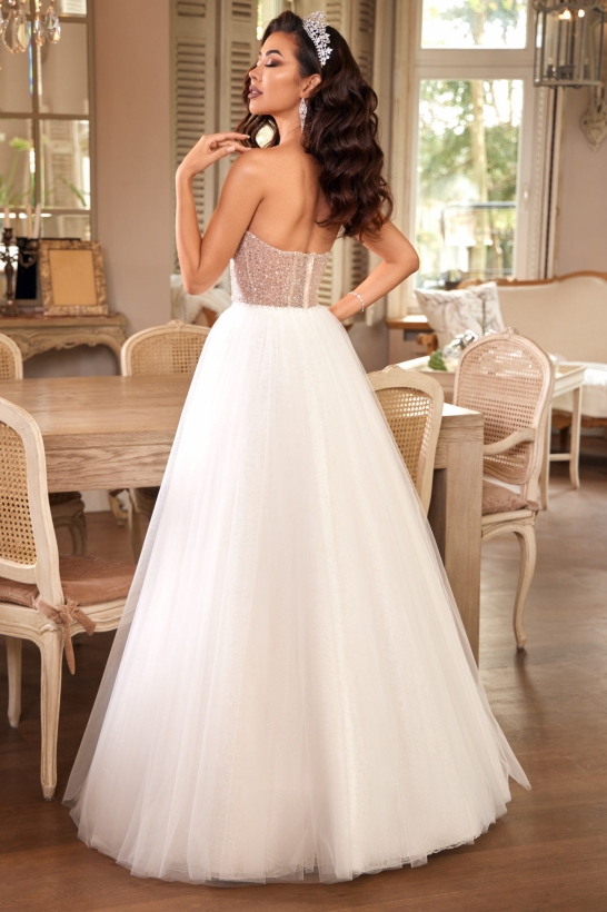 Zwiewna suknia ślubna bez ramion Brigitte 2