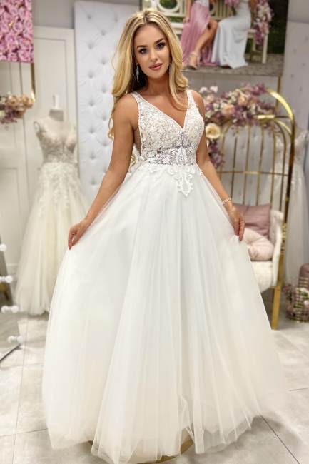 Suknia ślubna Daria z haftem