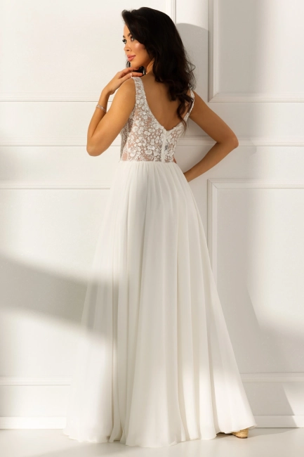 Szyfonowa suknia ślubna z koronką