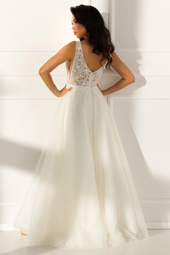 MINTY - Koronkowa suknia ślubna w stylu księżniczka 2