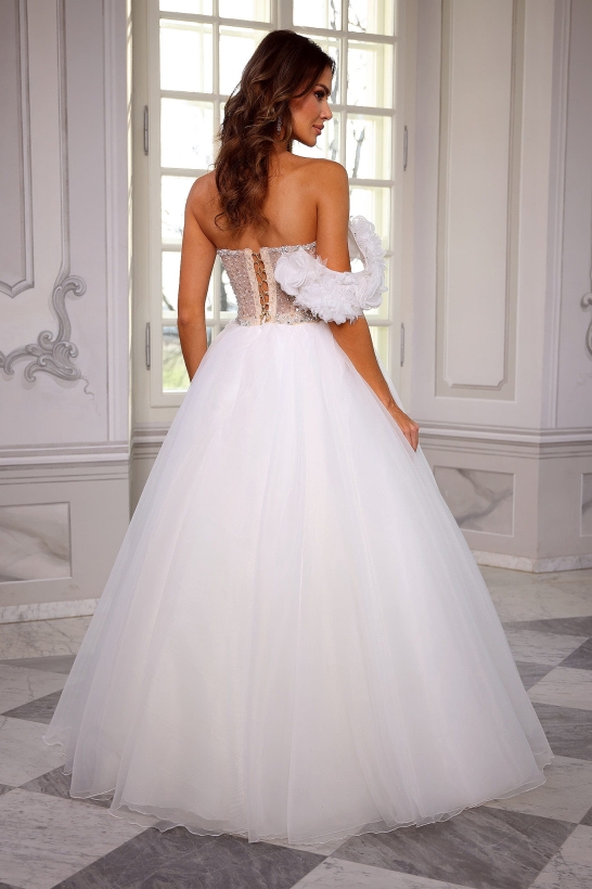 Milagros - Suknia ślubna z gorsetem wyszywanym ręcznie kamieniami, koralami, cekinami 3