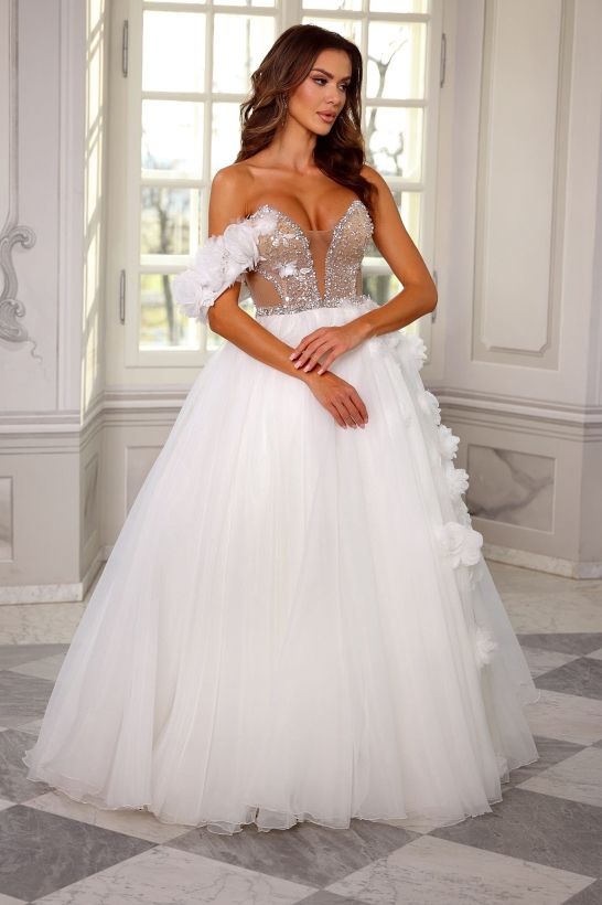 Milagros - Suknia ślubna z gorsetem wyszywanym ręcznie kamieniami, koralami, cekinami 2