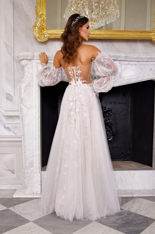 IVON - Delikatna suknią z bufiastymi rękawami 3