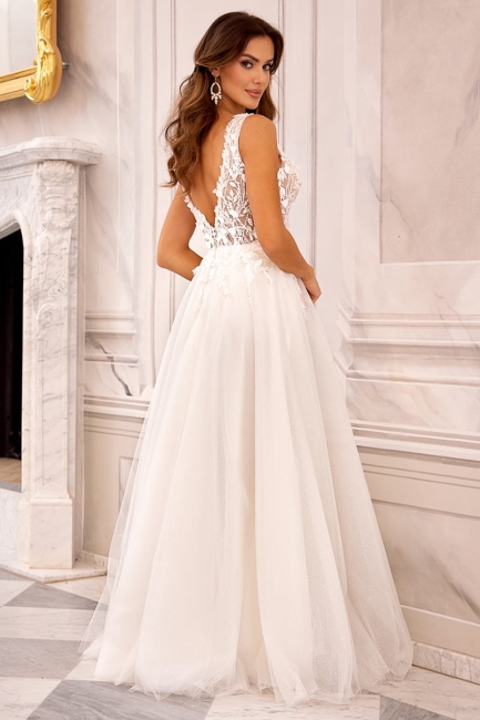 MARIKA - Koronka suknia ślubna w motywy kwiatowe i plecy V  2