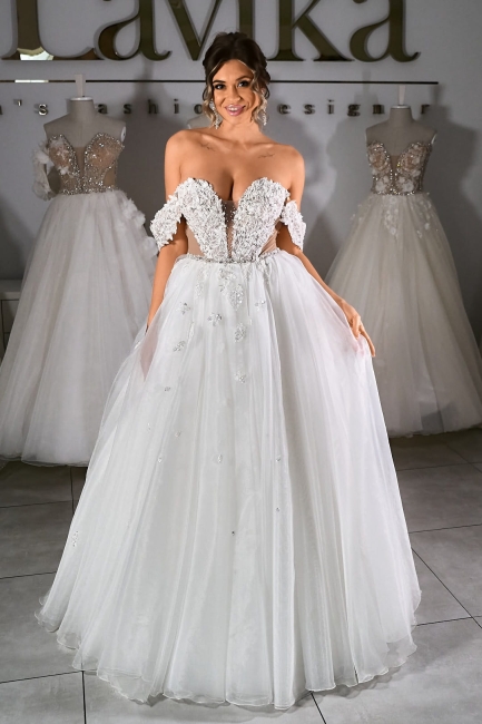 MIRANDA - suknia ślubna gorsetowa z ramiączkam