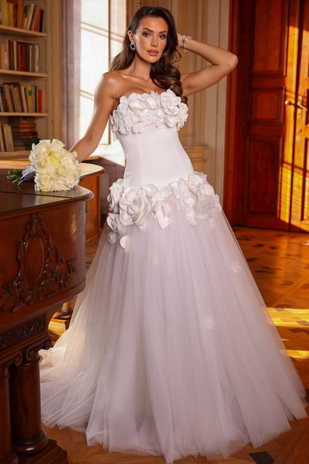 SERENA - Suknia ślubna z motywem kwiatowym