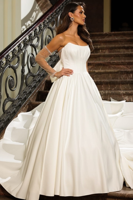 CARRIE - suknia ślubna z kokardą 2